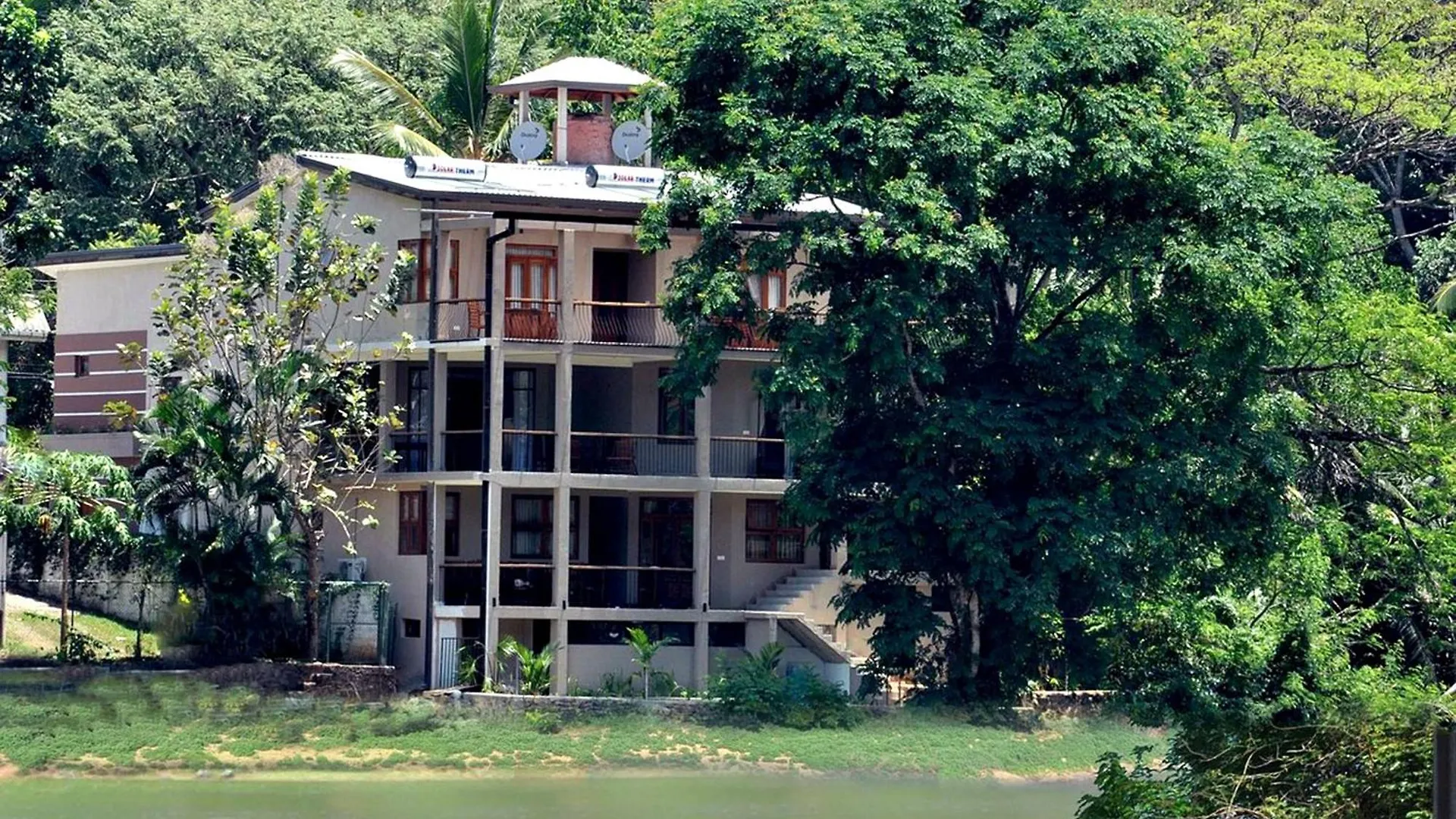 Rivorich Residence Kandy 0*,